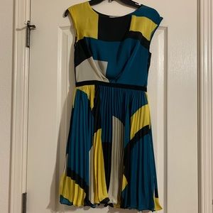Beautiful Max and Cleo dress size 4